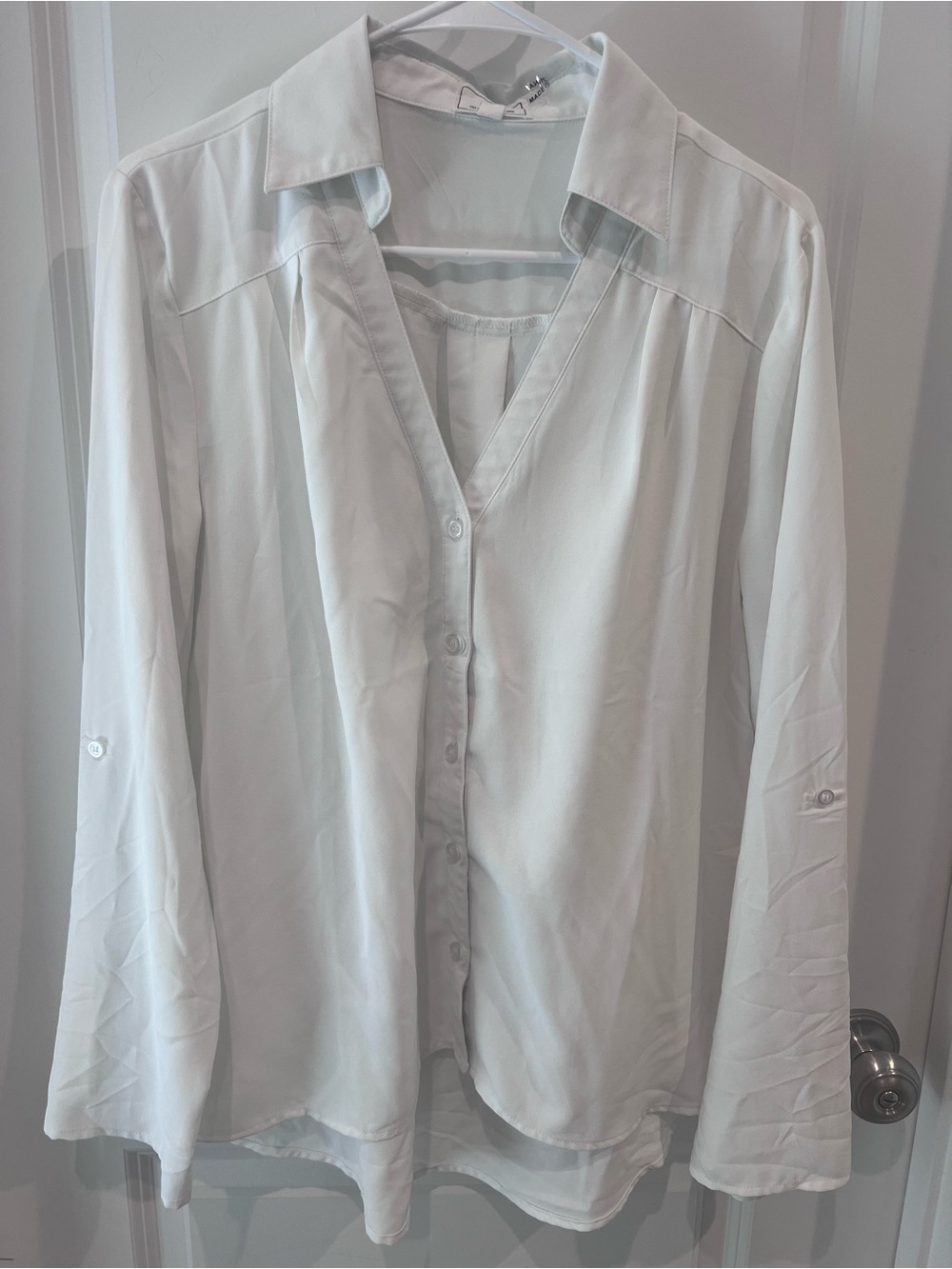 Have White Women’s Button Shirt Size Large
